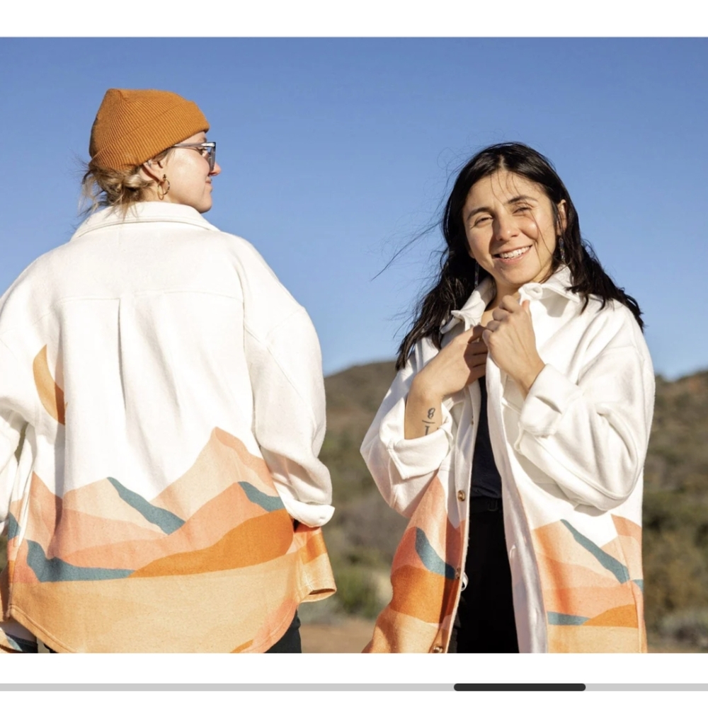 Wondery Sand Dunes Jacket